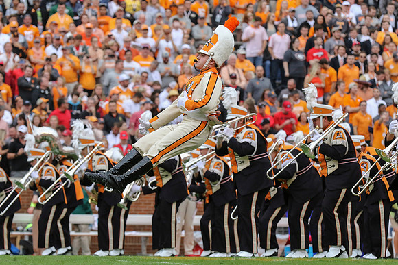 60376_20151010_fb_UGA_MD0007